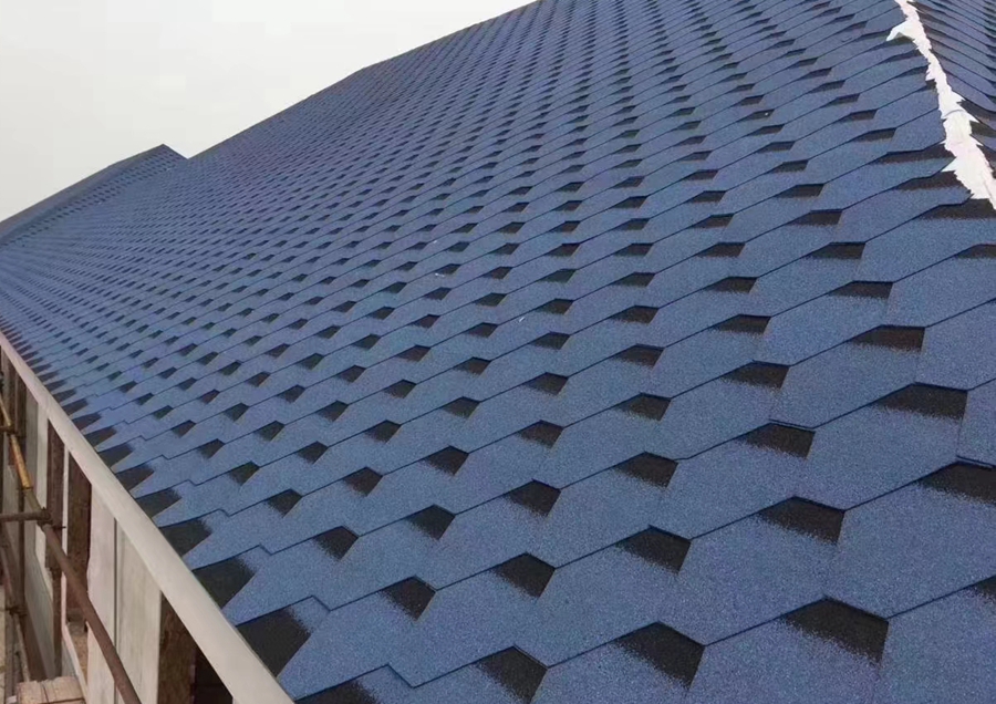 輕鋼別墅屋頂用什么瓦片好？ 