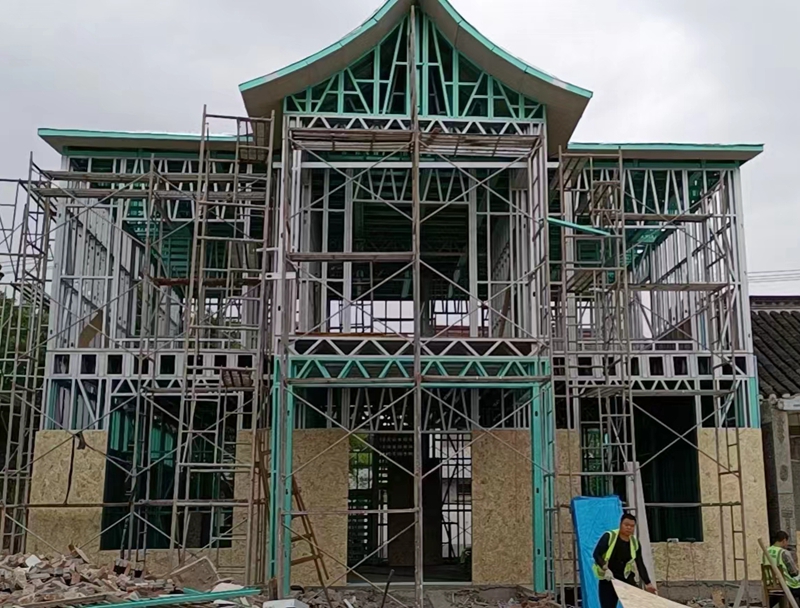 How Should the Foundation of a Light Ste